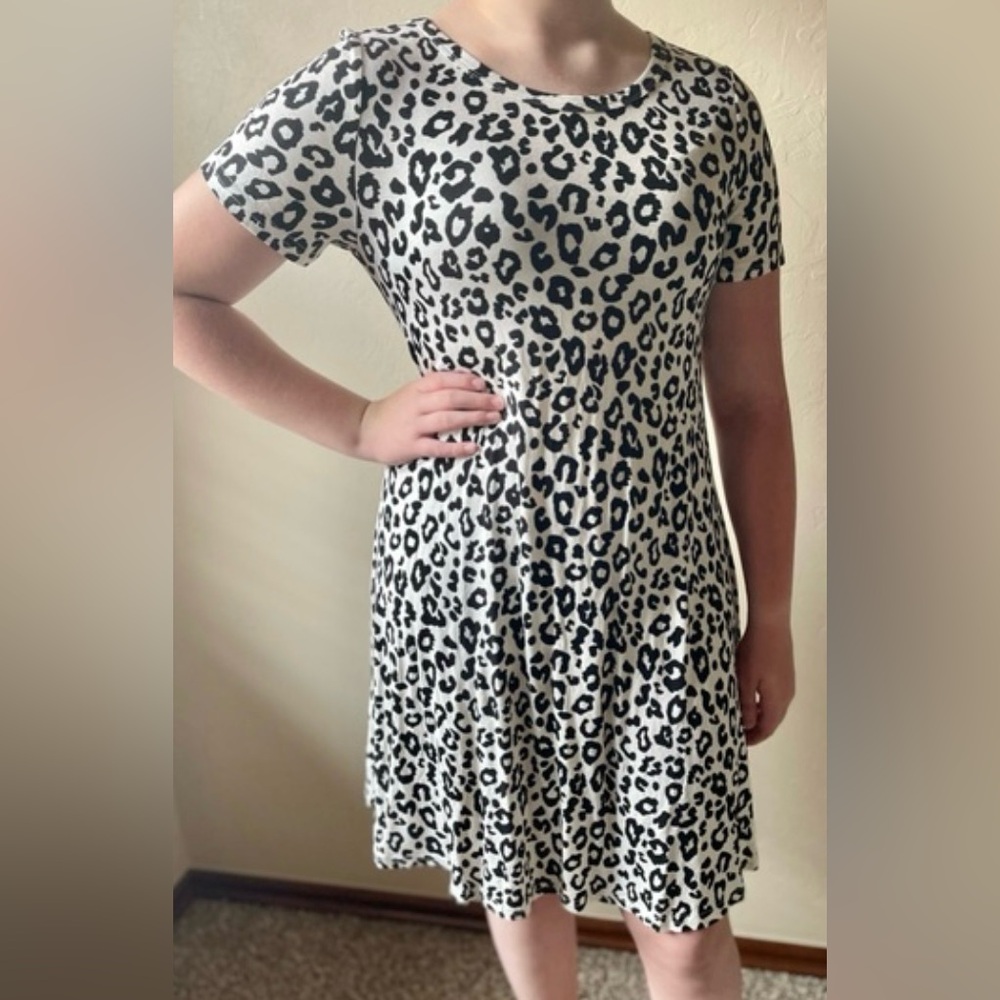 Leopard Print Short Sleeve Dress with Pockets